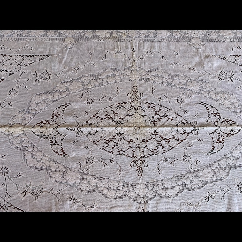Table cloths - Picture 4 of 7